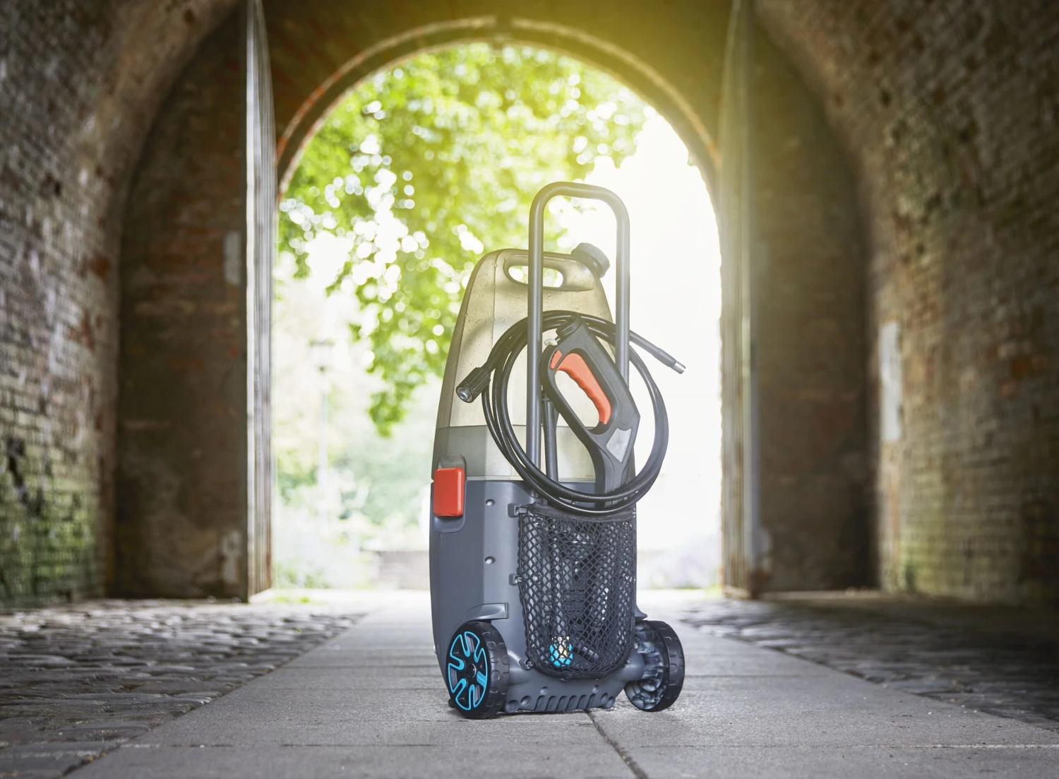 Gardena 09341-55 9341-55 AquaClean Li40/60 Nettoyeur Haute Pression 40 Volt Sans Piles Ni Chargeur 4 Gardena 09341-55 9341-55 AquaClean Li40/60 Nettoyeur Haute Pression 40 Volt Sans Piles Ni Chargeur – Image 4